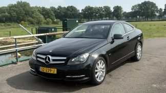 Finansowanie Coupé MERCEDES C 180 2011