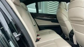 Lízing Sedan BMW 750 2010
