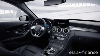 Lízing Sedan MERCEDES C 180 2018