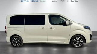 Lízing Hatchback Opel Zafira 2021