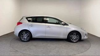 Leasing Sedan Toyota Auris 2014