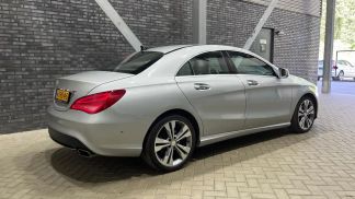 Lízing Sedan MERCEDES CLA 200 2013