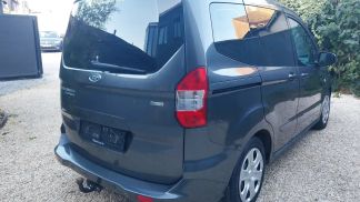 Financování Hatchback Ford Tourneo Courier 2016