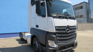 Lízing Traktor MERCEDES 1842 2019