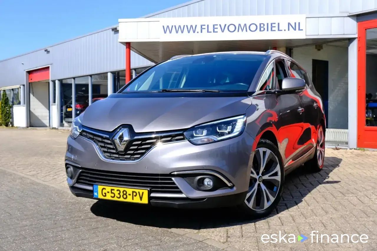 Financování Hatchback Renault Grand Scenic 2018