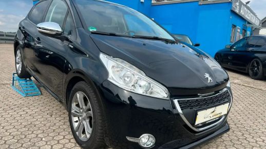 Peugeot 208 2013