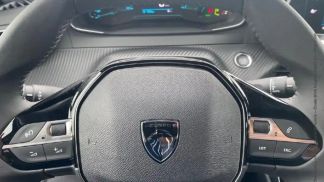 Leasing Sedan Peugeot E-208 2024