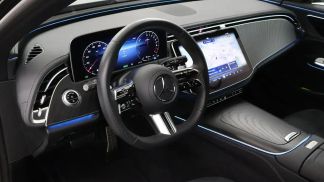 Lízing Sedan MERCEDES E 300 2024