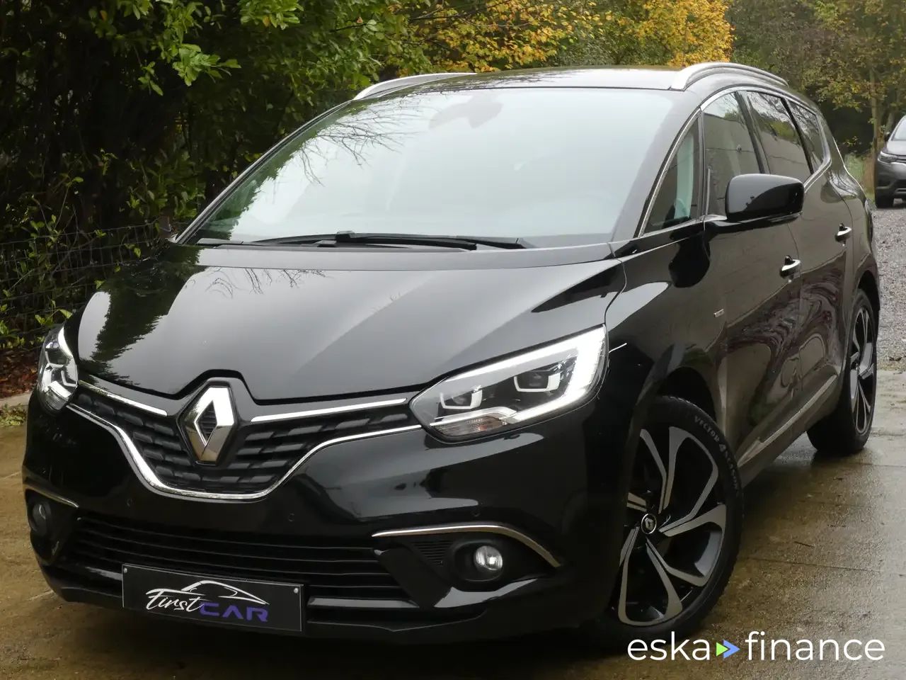 Lízing Hatchback Renault Grand Scenic 2016