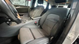 Financování Hatchback MERCEDES B 180 2017