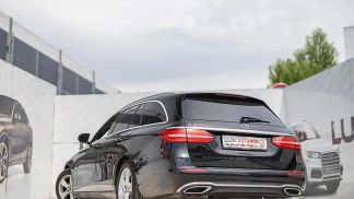 Lízing Sedan MERCEDES E 220 2018