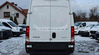 Finansowanie Specjalna ciężarówka Iveco DAILY 2021