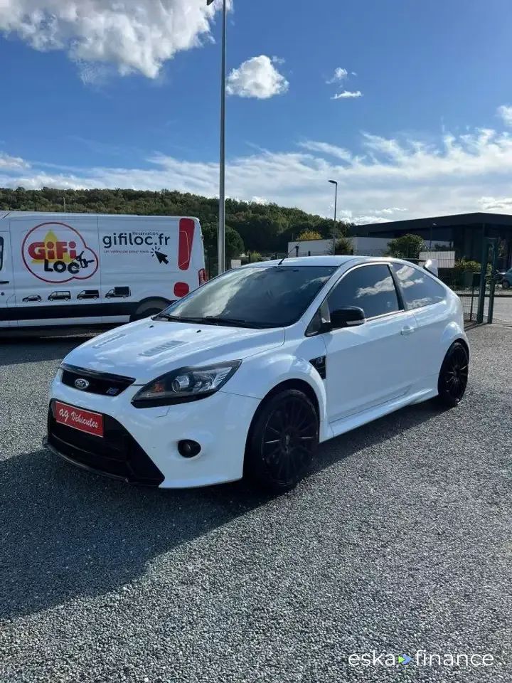 Lízing Sedan Ford Focus 2010