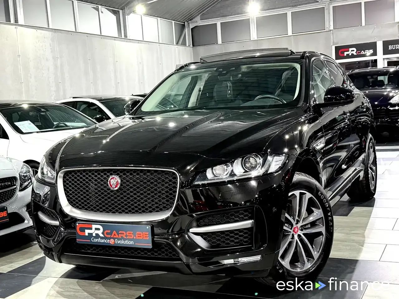 Lízing SUV Jaguar F-Pace 2019