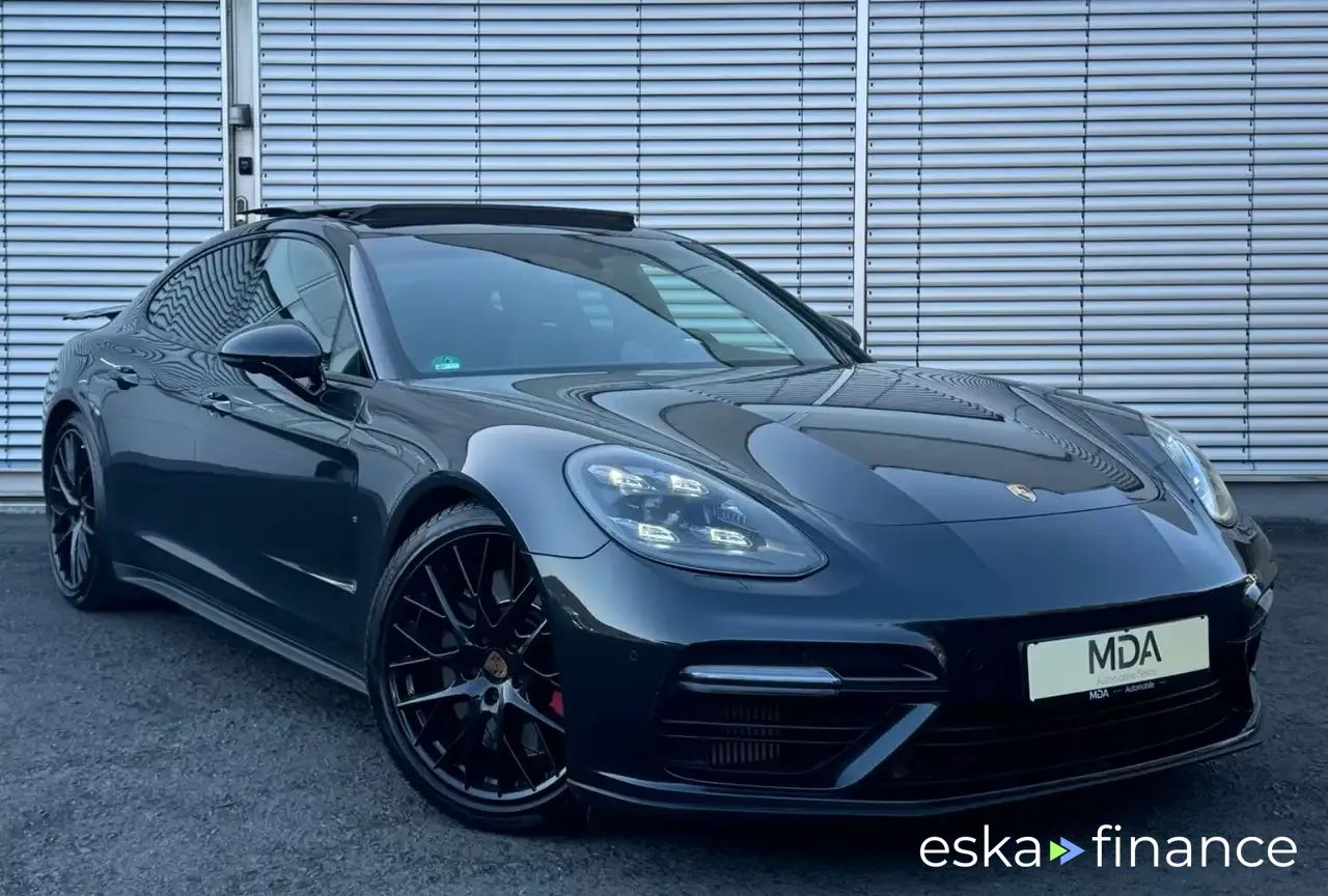 Financování Kupé Porsche Panamera 2017