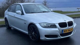 Finansowanie Sedan BMW 330 2010