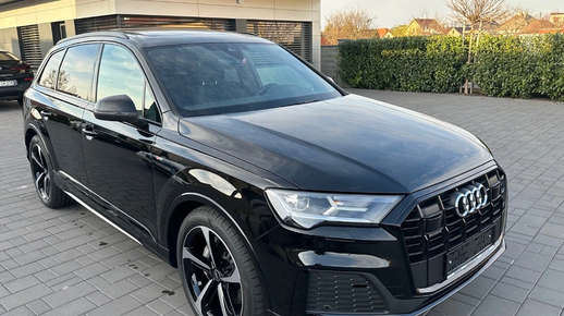 Audi Q7 2023