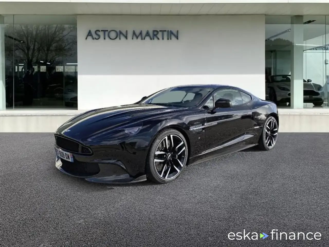 Leasing Convertible Aston Martin Vanquish 2018