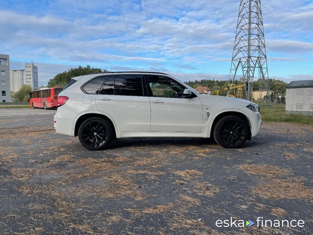 Lízing SUV BMW X5 2017