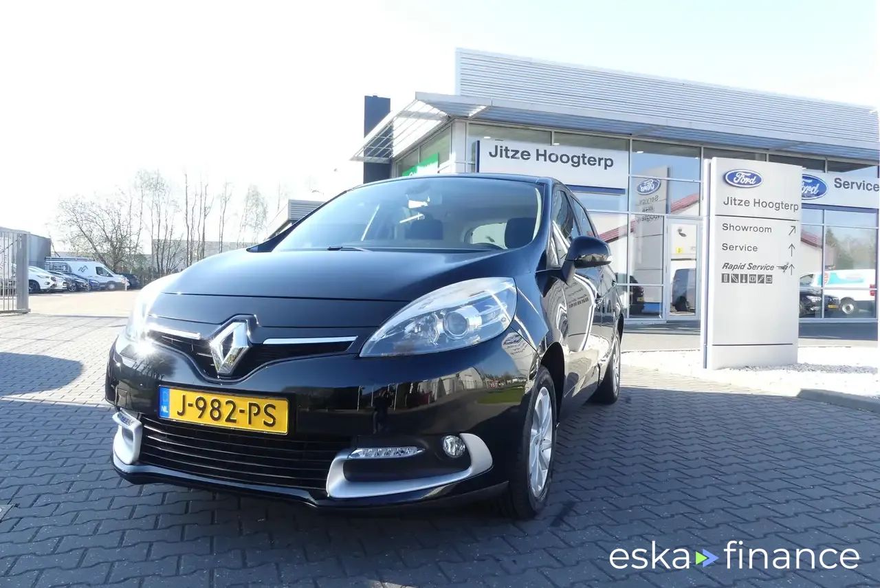 Financování Hatchback Renault Scenic 2014