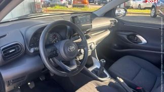 Leasing Sedan Toyota Yaris 2024
