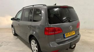 Lízing Hatchback Volkswagen Touran 2012