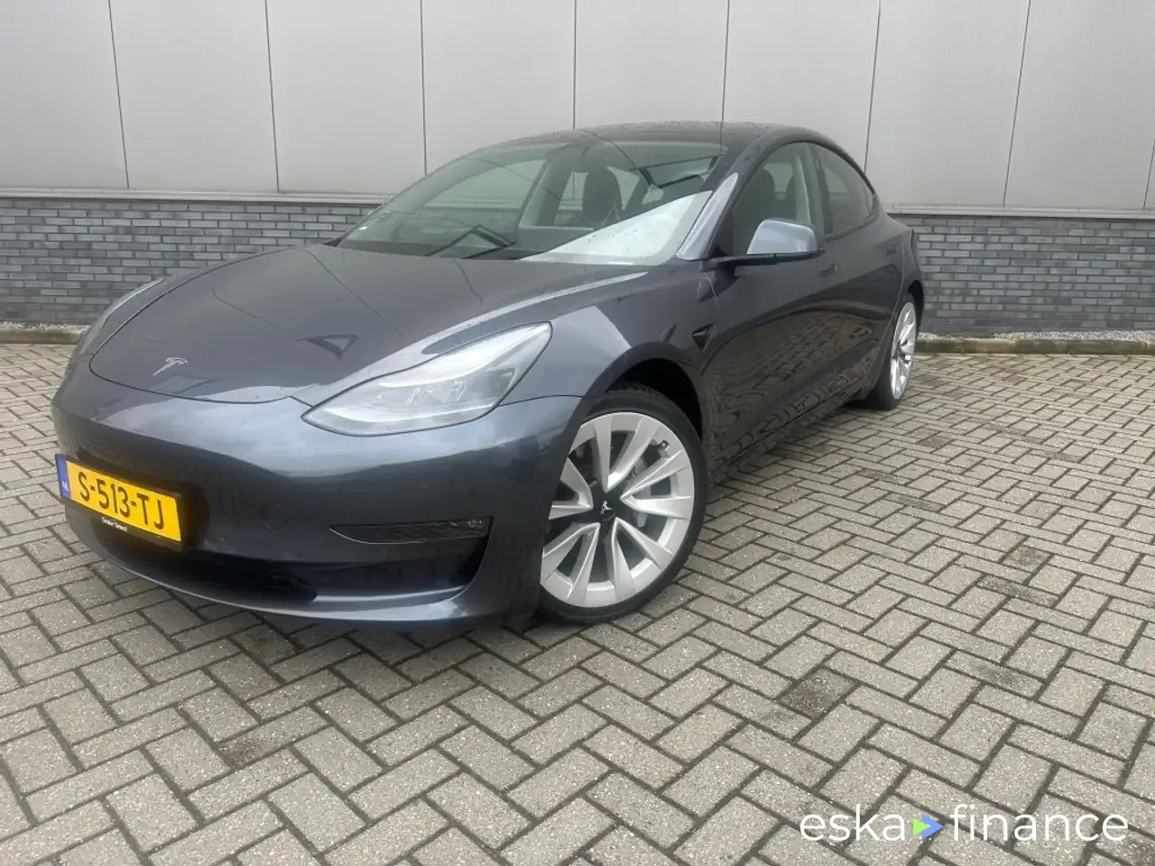 Leasing Sedan Tesla Model 3 2021