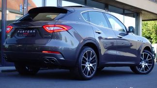 Finansowanie SUV Maserati Levante 2017