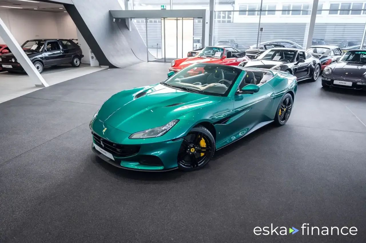 Finansowanie Zamienny Ferrari Portofino 2024