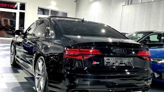 Lízing Sedan Audi S8 2018