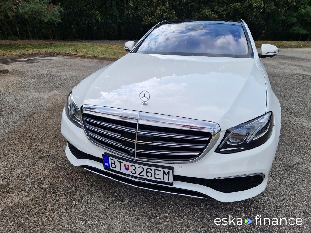 Finansowanie Sedan MERCEDES E TRIEDA 2016