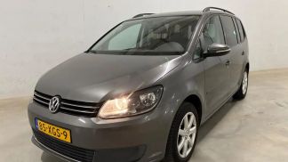 Lízing Hatchback Volkswagen Touran 2012