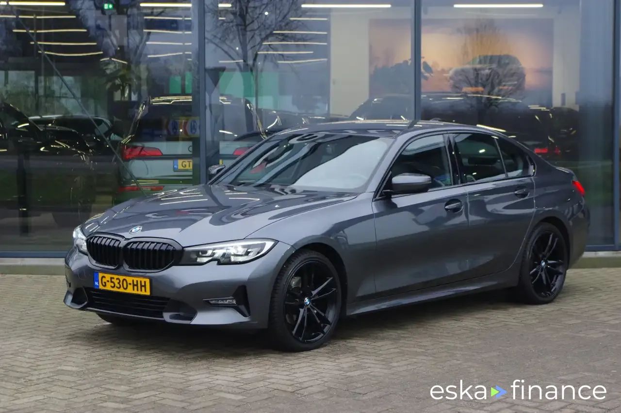 Leasing Sedan BMW 320 2019