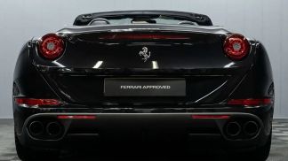 Finansowanie Zamienny Ferrari California 2017