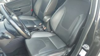 Lízing Hatchback Ford Fiesta 2014