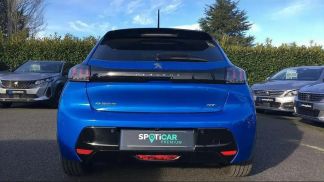 Lízing Sedan Peugeot 208 2024