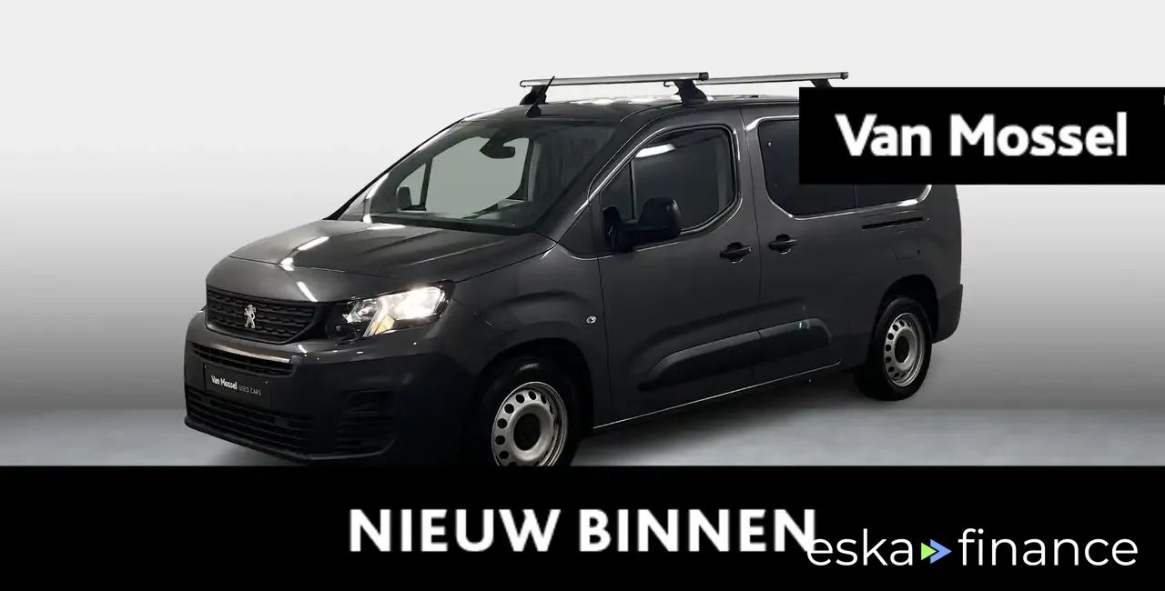 Lízing Hatchback Peugeot Partner 2020
