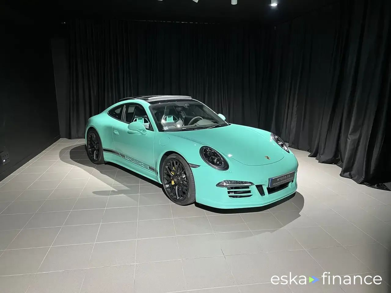 Leasing Coupe Porsche Carrera GT 2016