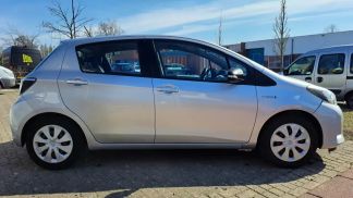 Leasing Hatchback Toyota Yaris 2012