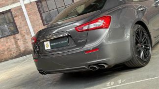 Lízing Sedan Maserati Ghibli 2014