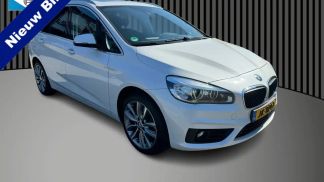 Financování Hatchback BMW 220 2016