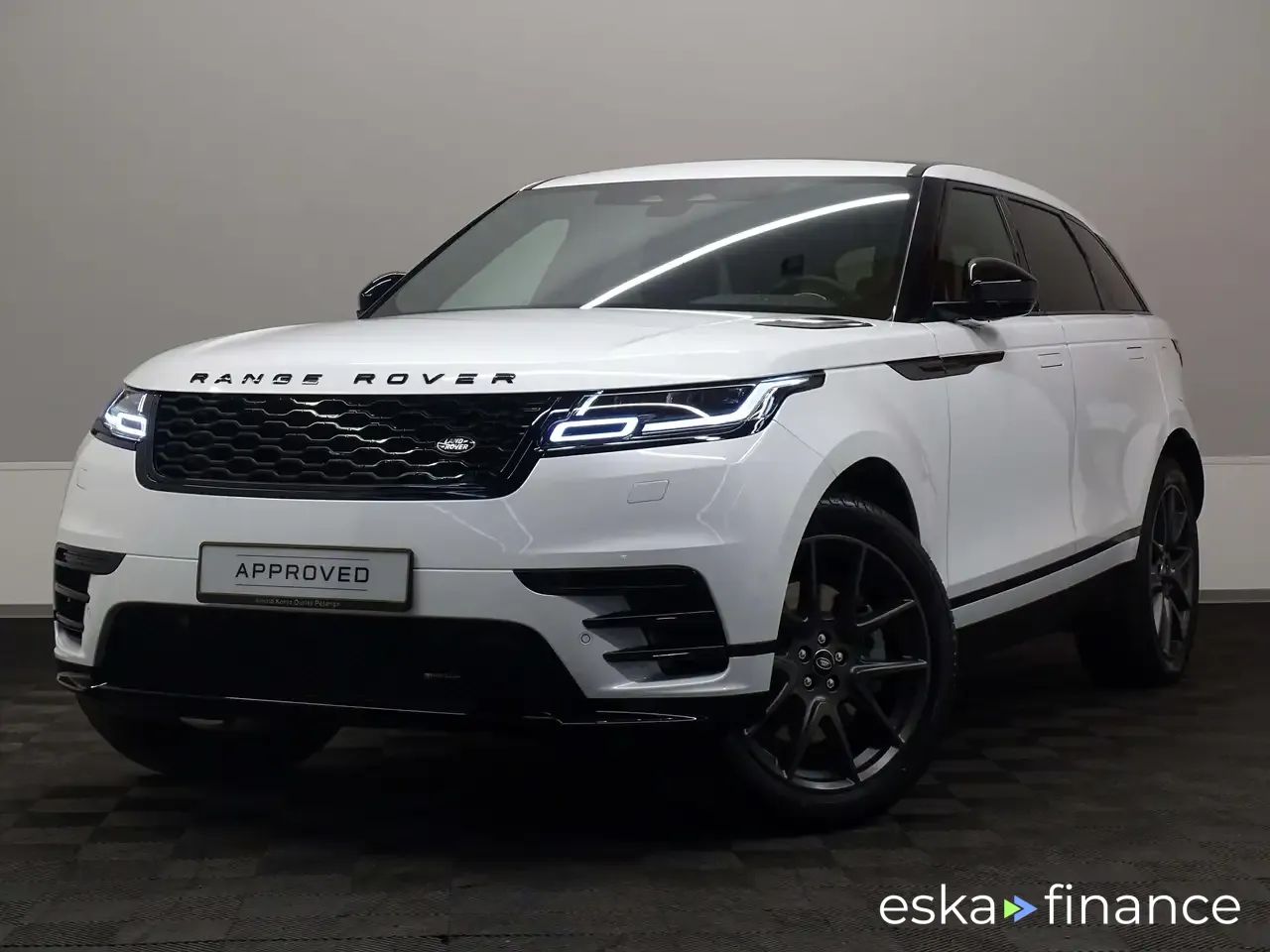 Financování SUV Land Rover Range Rover Velar 2022
