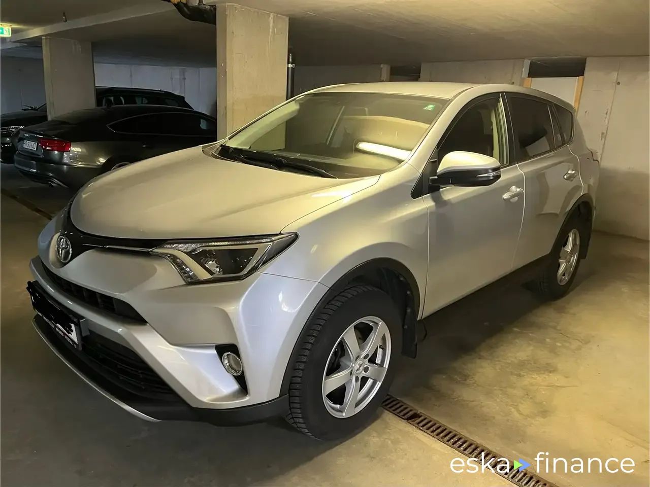 Leasing SUV Toyota RAV 4 2016