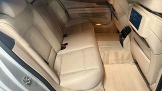 Lízing Sedan BMW 760 2010