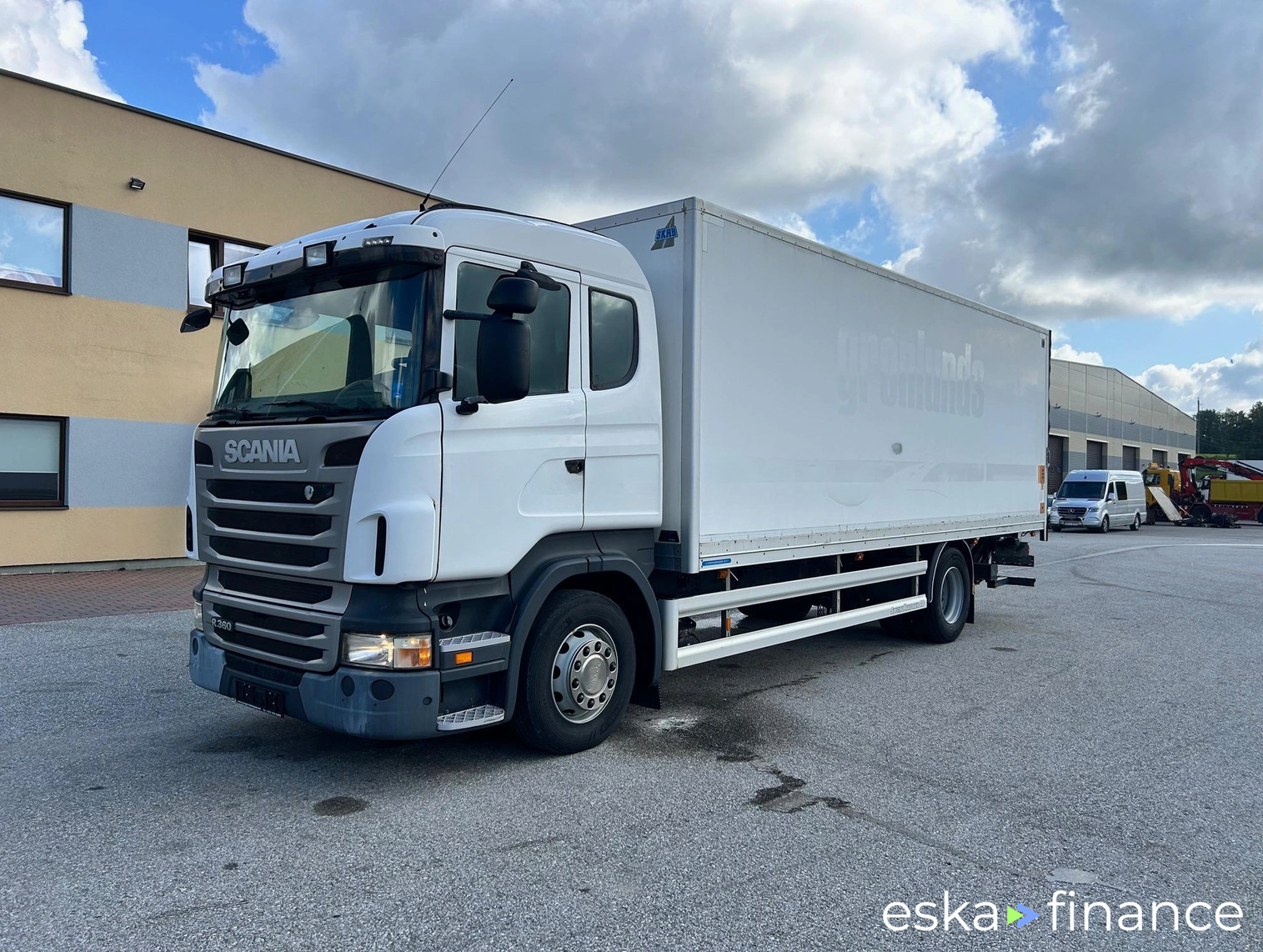 Lízing Špeciálny nákladiak Scania R360 2012