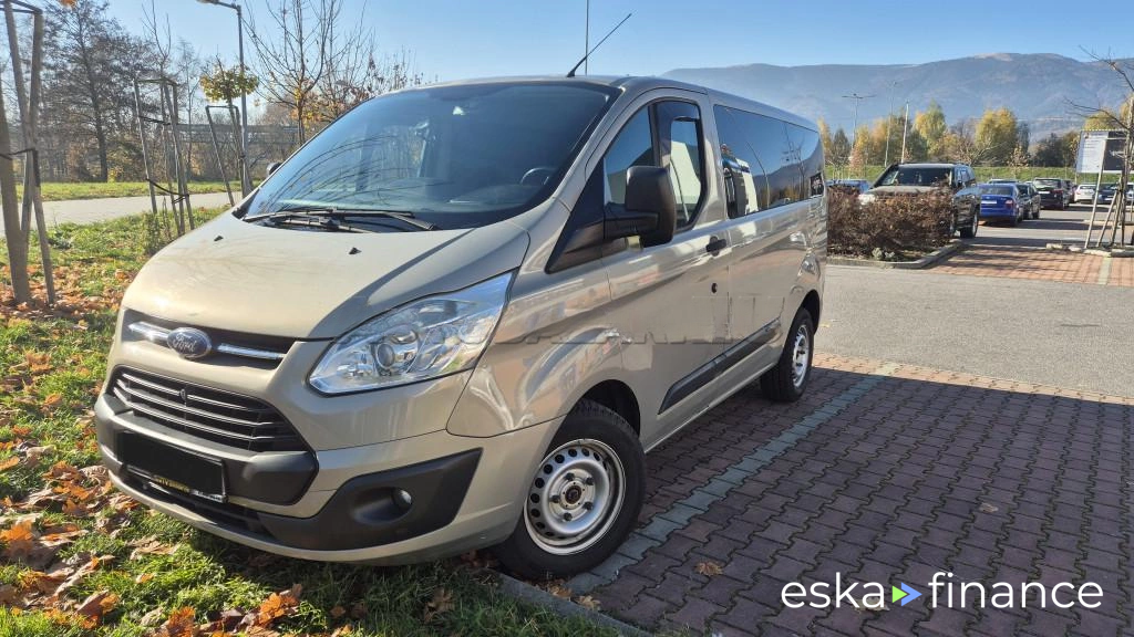 Finansowanie Transport pasażerów Ford Transit Custom 2013