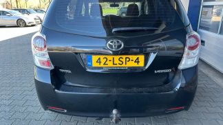 Lízing Hatchback Toyota Verso 2010