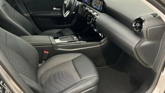 Financování Sedan MERCEDES A 180 2023