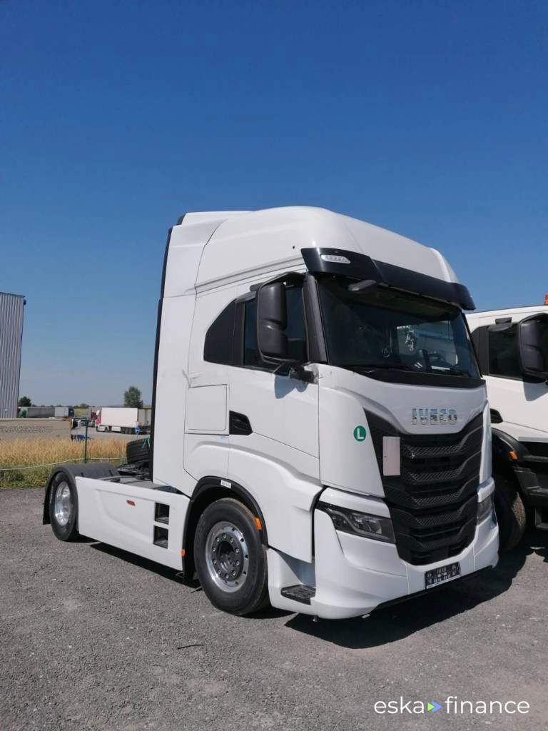 Leasing Tractor unit Iveco DOPREDAJ S-WAY 2024