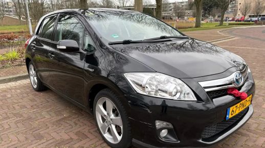 Toyota Auris 2011